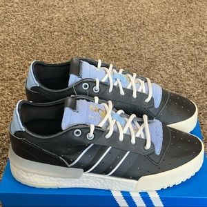 New Rivalry RM Low Adidas